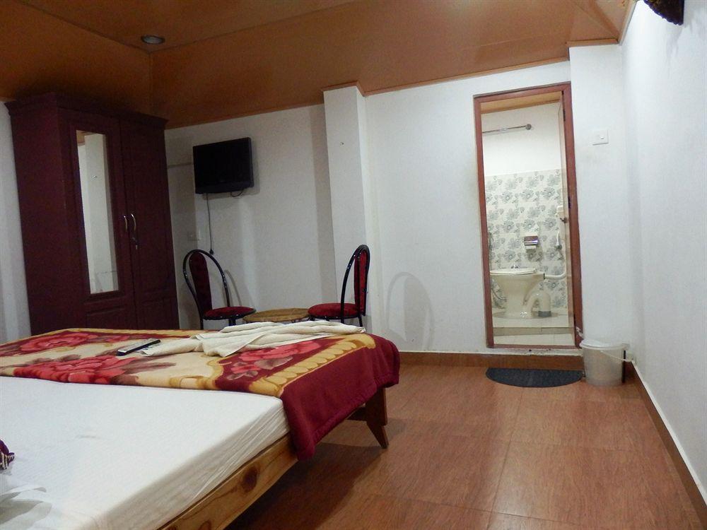 Green Garden Cottage Thekkady Exterior foto